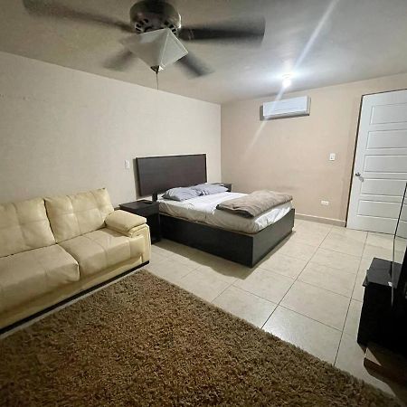 Altabrisa Residencial Villa Monterrey Exterior foto