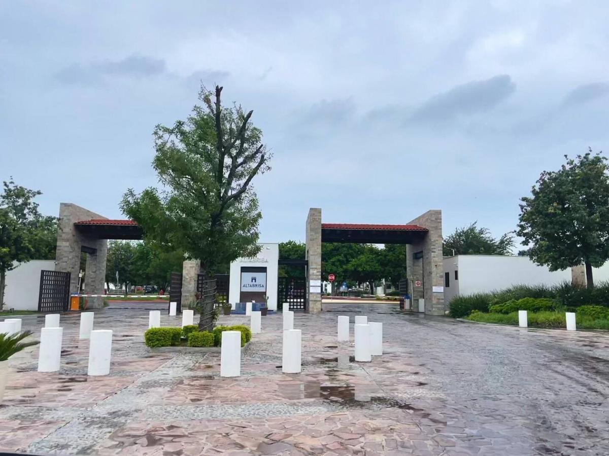Altabrisa Residencial Villa Monterrey Exterior foto